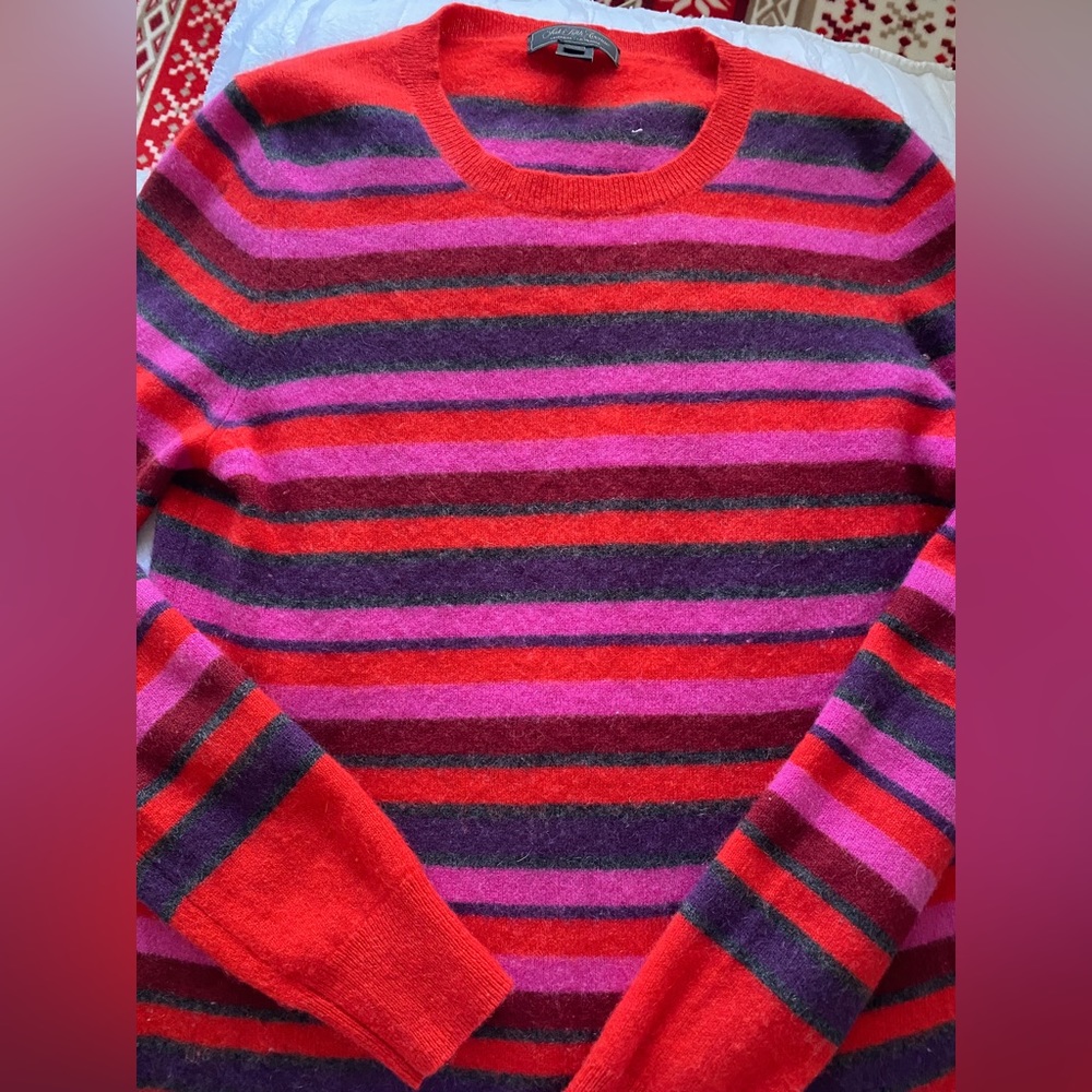 Saks Fifth Avenue cashmere sweater